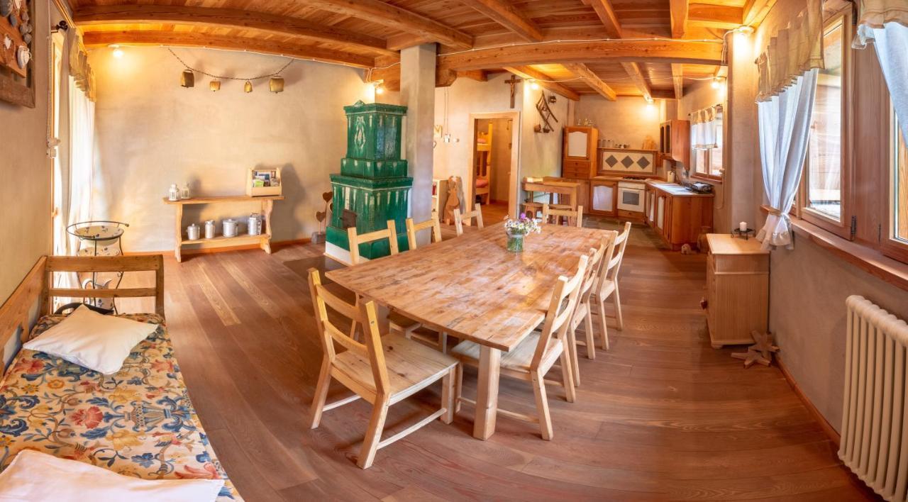 Villa Mas Antico Molino Livo  Exterior foto